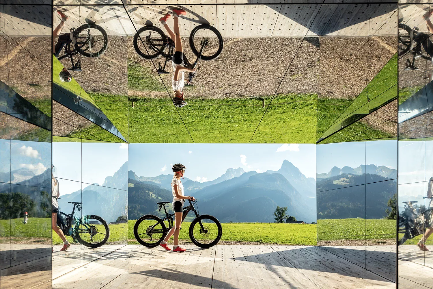 architecture_mirror_house_mirage_gstaad_cycliste