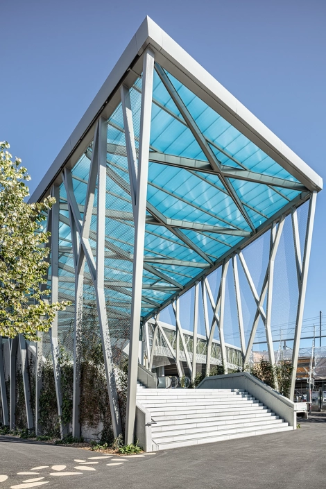 architecture_gare_renens_escaliers_rayon_vert