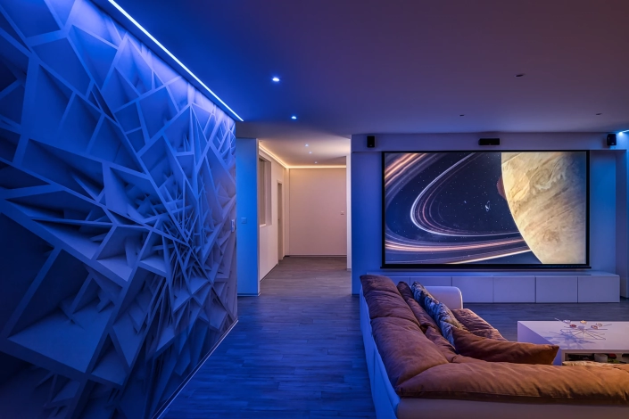 architecture_villa_interieur_eclairage_bleu_home_cinema